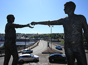 Hands Across the Divide, Derry/Londonderry